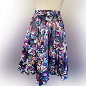 Garcia Pleated Faux Leather Floral Skirt